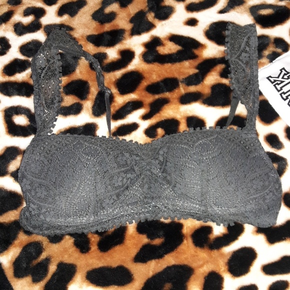 aerie Other - Aerie Floral Lace Sports Bra
